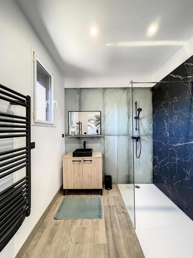 Villa 400M2 Piscine Interieure Tres Calme Agde Eksteriør bilde