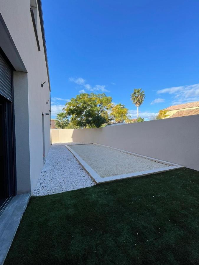 Villa 400M2 Piscine Interieure Tres Calme Agde Eksteriør bilde