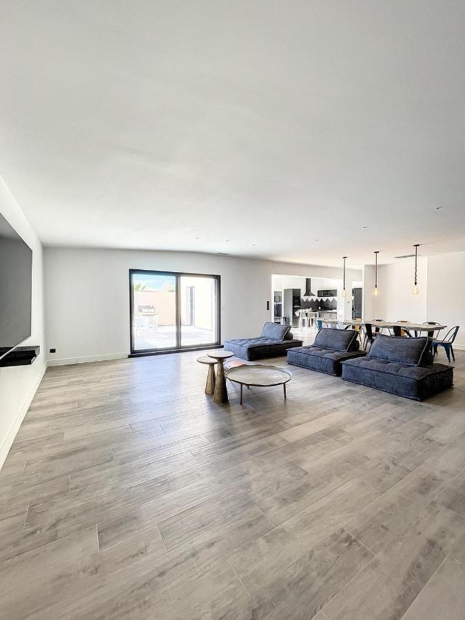 Villa 400M2 Piscine Interieure Tres Calme Agde Eksteriør bilde